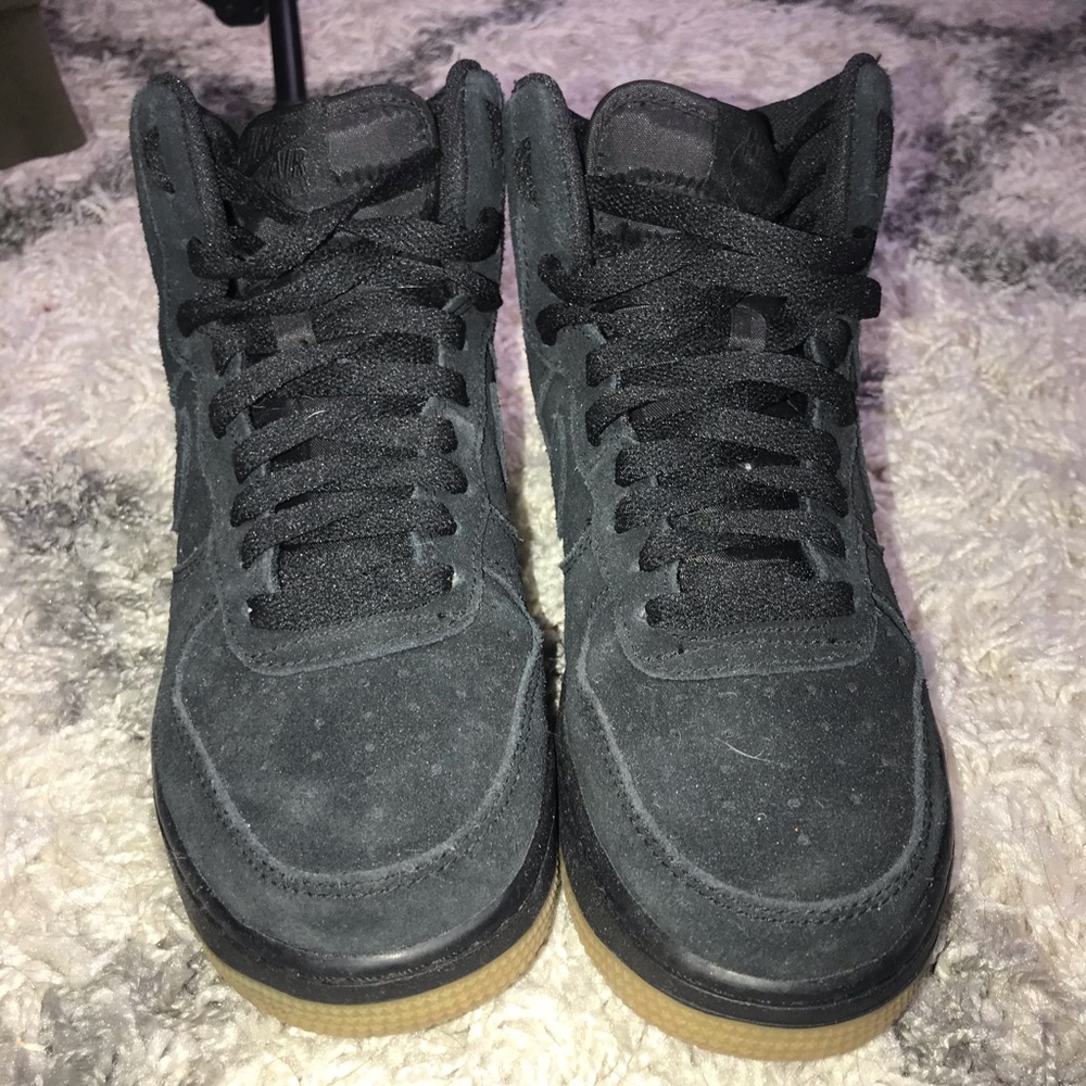 High Tops - Picture 2 of 2